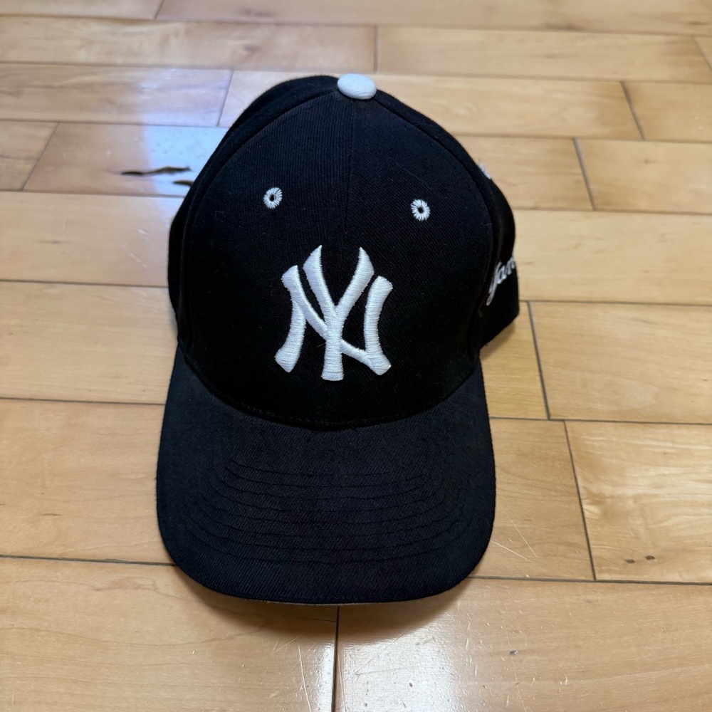 Men's Black and White NY Logo Cap